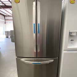 LG Refrigerator Never Used .Up to 50%off. $0 Down payment.Take home today! 