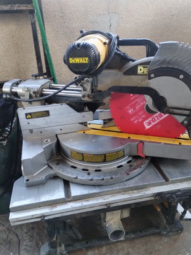 DeWalt Mitersaw