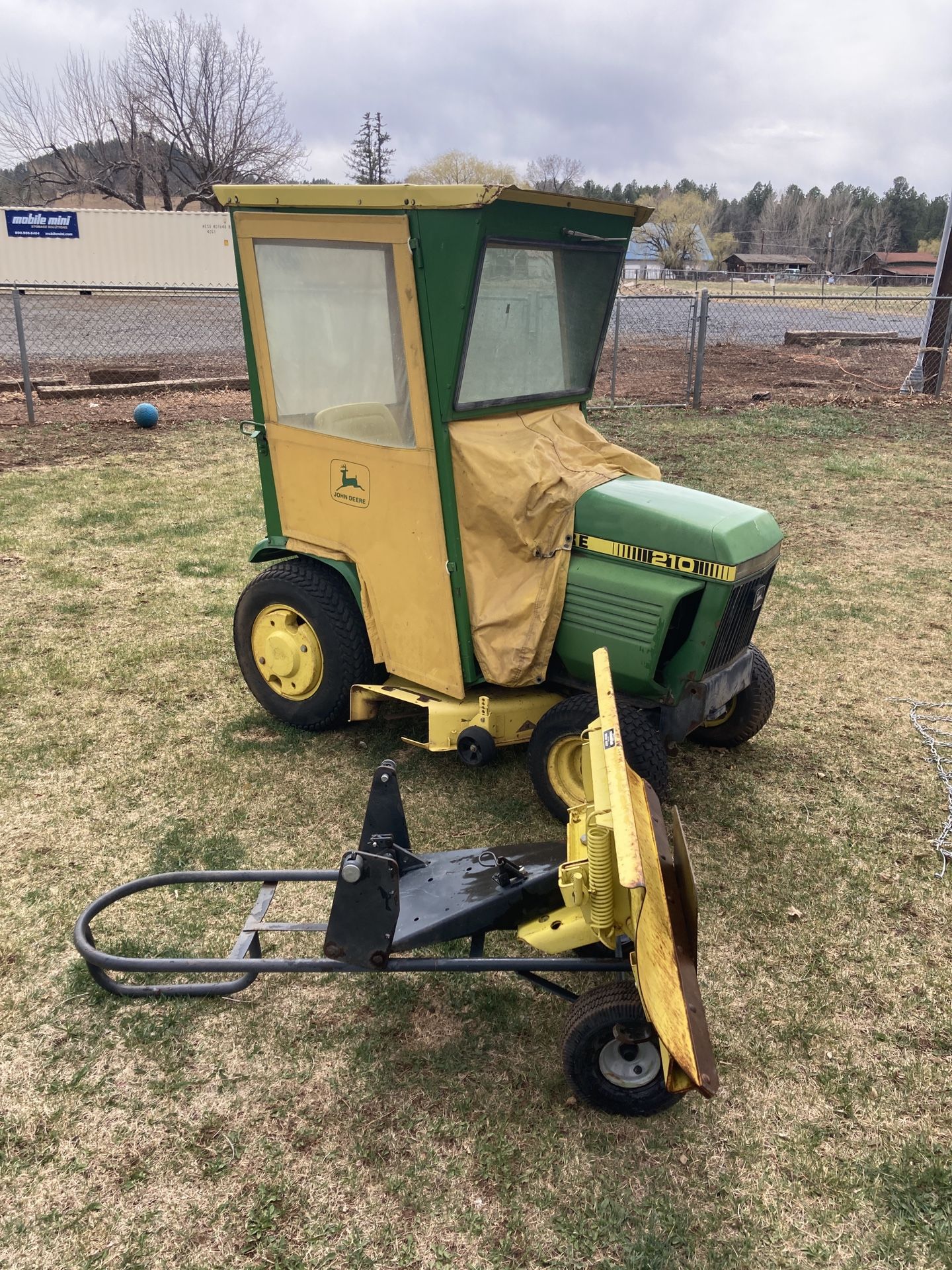 John Deere 210 Mower / Plow