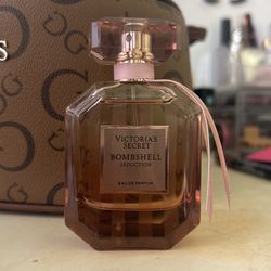 victoria secret perfume