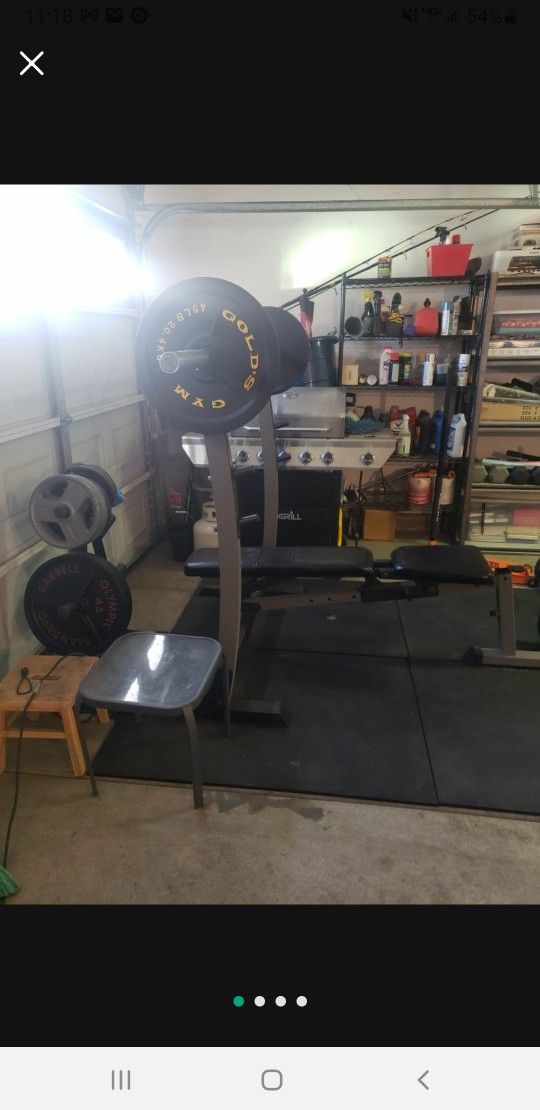 Bench Press and weights 