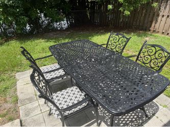 Outdoor table set