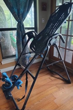 Teeter inversion table