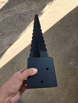 2 4x4  fence anchor posts