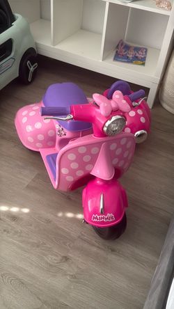 Disney Minnie Mouse Kids Ride-On Scooter with Sidecar