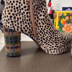 Betsy Johnson Fashion Boots 