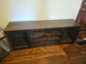 Tv stand need gone ASAP