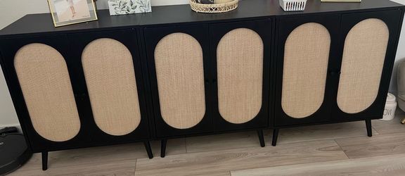 Storage cabinet