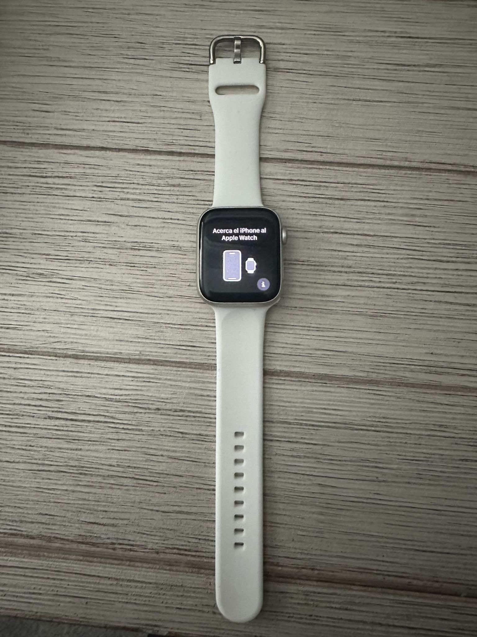 Apple Watch SE (2nd Gen) [GPS + Cellular, 44mm] - Starlight Aluminum Case ,