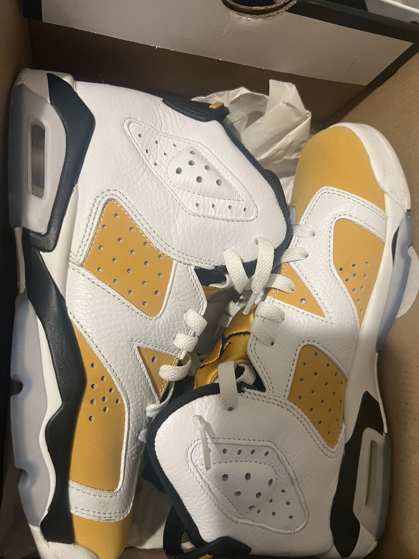 Yellow Air Jordans 6's for Sale in San Antonio, TX - OfferUp