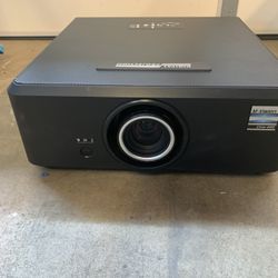 Digital Projection M-Vision Cine 400 Projector
