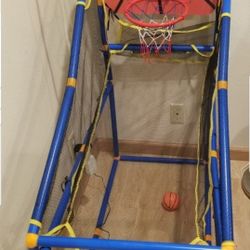 Brand New Basketball Set With 2 🏀 