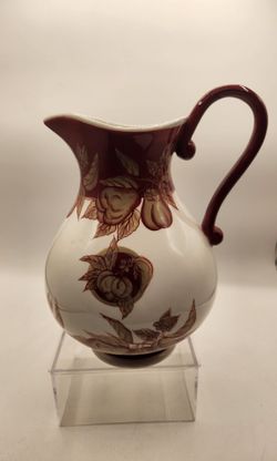 Waverly Garden Room Fruit Toile leaf 64 oz. Tea water vase Pitcher Burgundy White