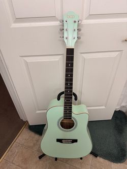 Luna acoustic guitar