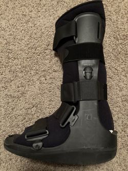 Ossur Walking Boot