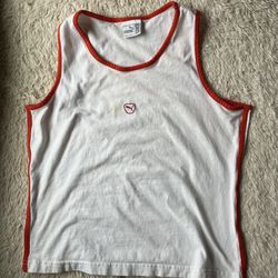 Vintage 90's PUMA Tank top Regular Fit Crew-Neck T-Shirt size XL *small stain to left of logo