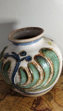 SØHOLM POTTERY ART VASE BY NOOMI BACK HAYDEN  8.5"×8"