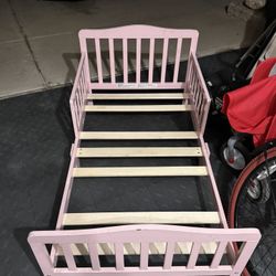 Toddler Bed Pink 