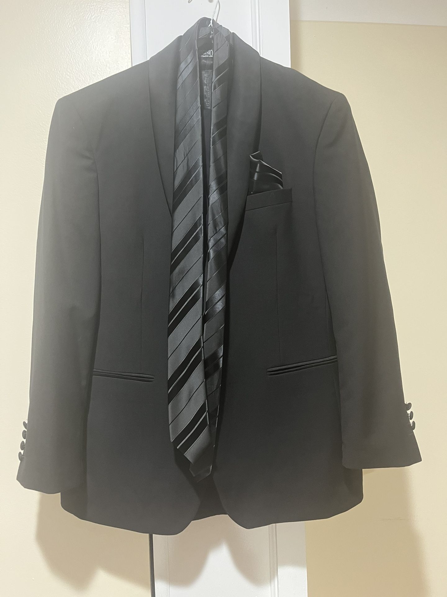 Black Tuxedo