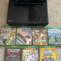 XBOX One with Kinect + 7 Games + 2 Controllers