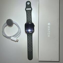 Apple Watch Series 10 GPS + Cellular, 46mm Natural Titanium Case