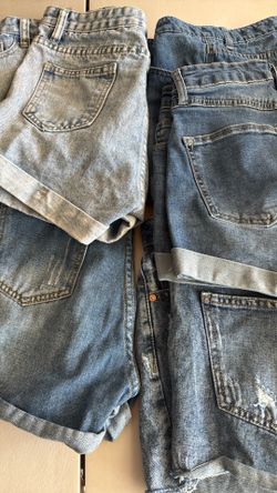 5 Pairs Of Small Jean Shorts