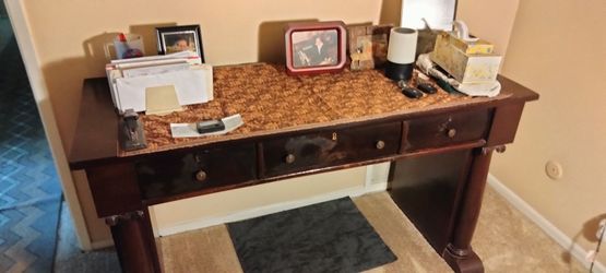 Unique Style Antique Sideboard Desk/Table