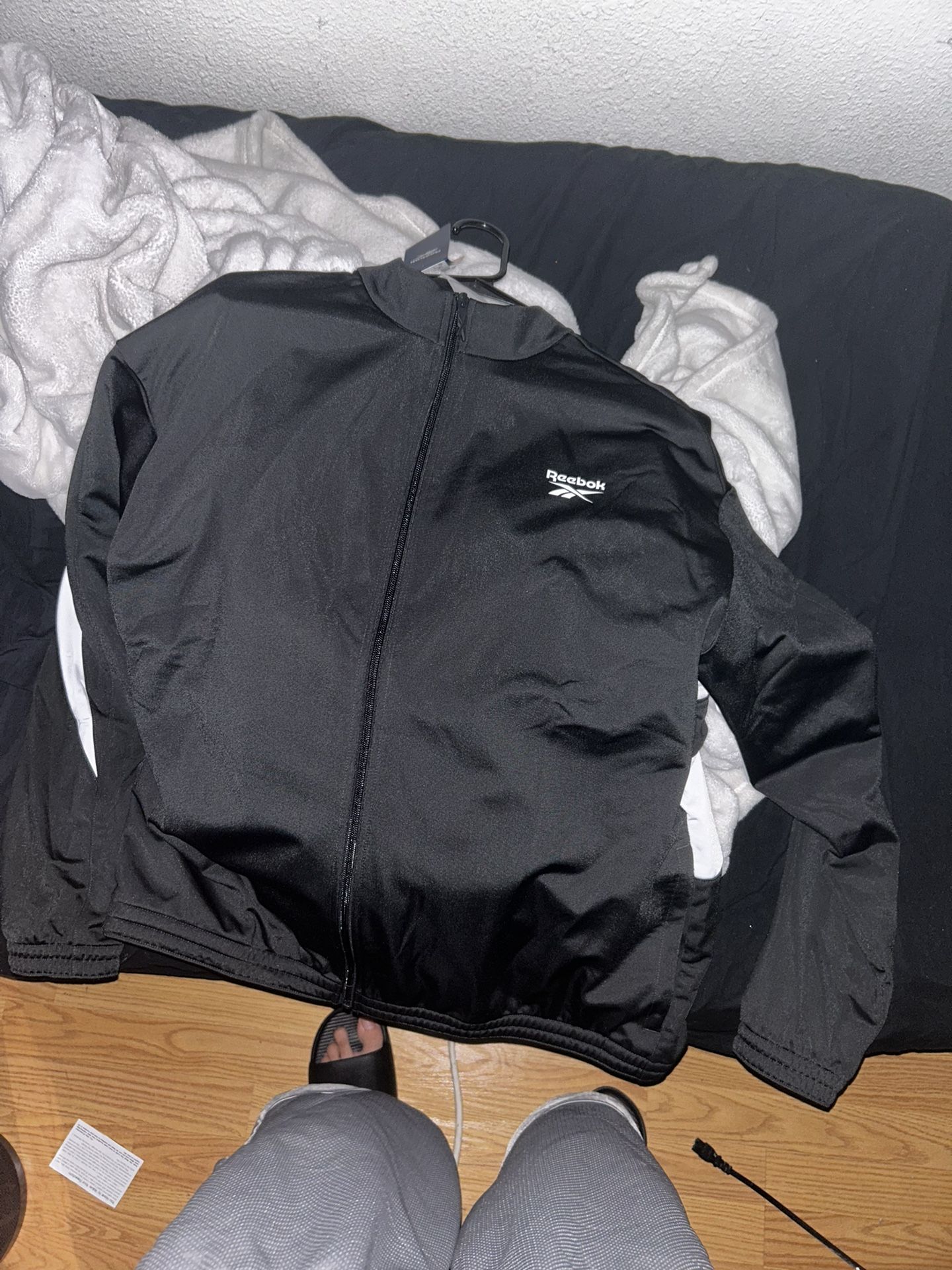 Brand new Reebok Size XL Fits Like Medium