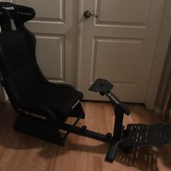 Playseat Evolution Simulator Video Game Chair