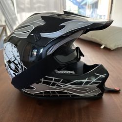 TCT-MOTORPARTS DOT Youth Kids Dirt Bike Full Face Helmets Motocross ATV Offroad Four Wheeler Helmet Black Skull Medium Size