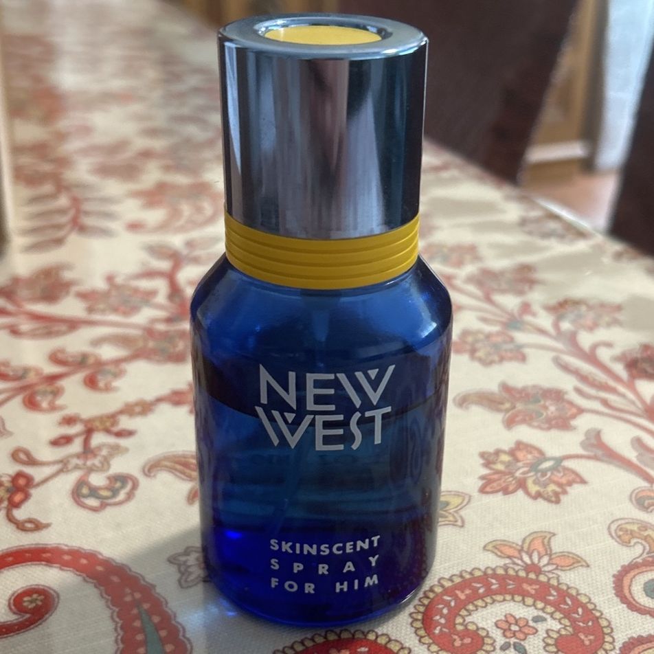 Vintage Aramis New West Men's Skinscent Spray 3.4 Oz 3/4 Full for