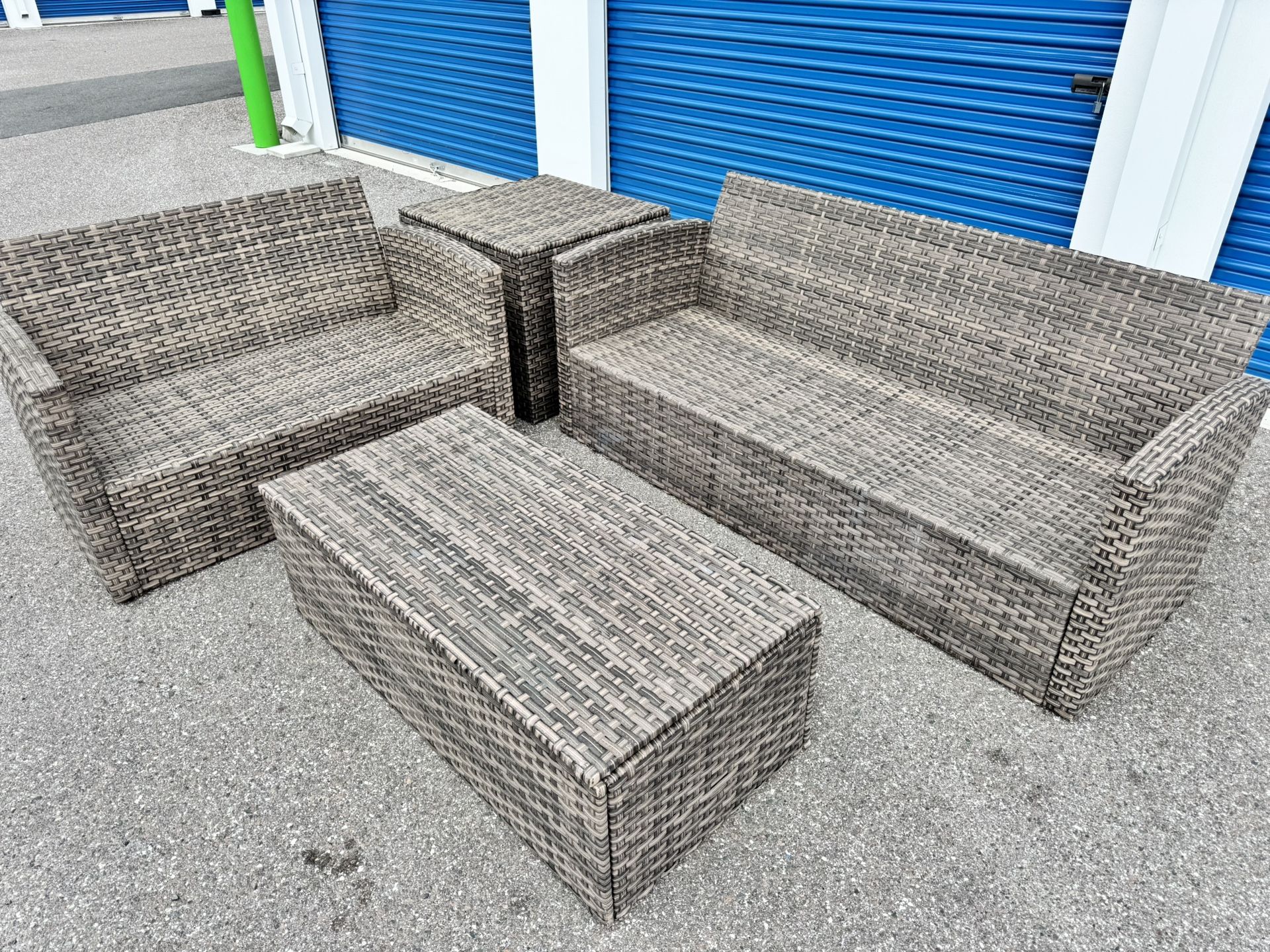 4pc RESIN WICKER PATIO SOFA COFFEE TABLE WITH STORAGE CONTAINER