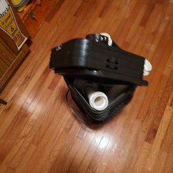 Never Used Gorilla DWRC 4pot Hydroponic Grow System With Reservoir