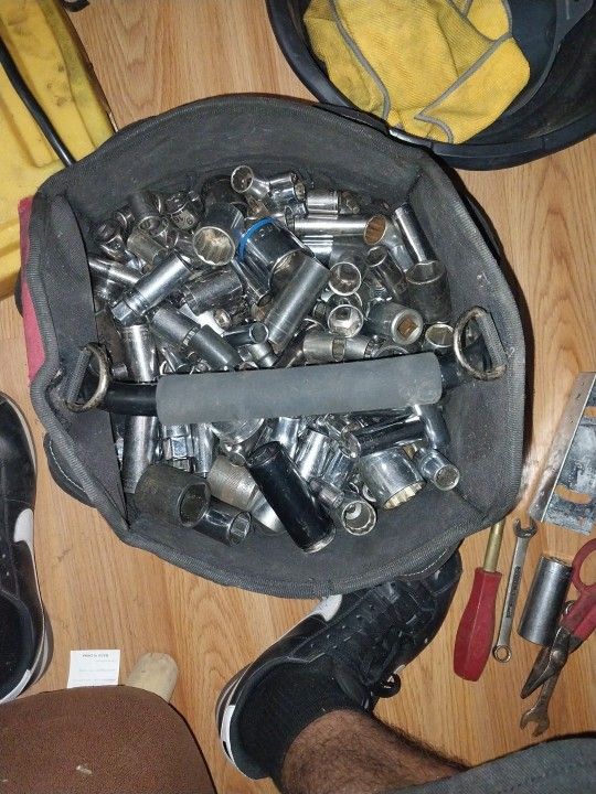 Socket