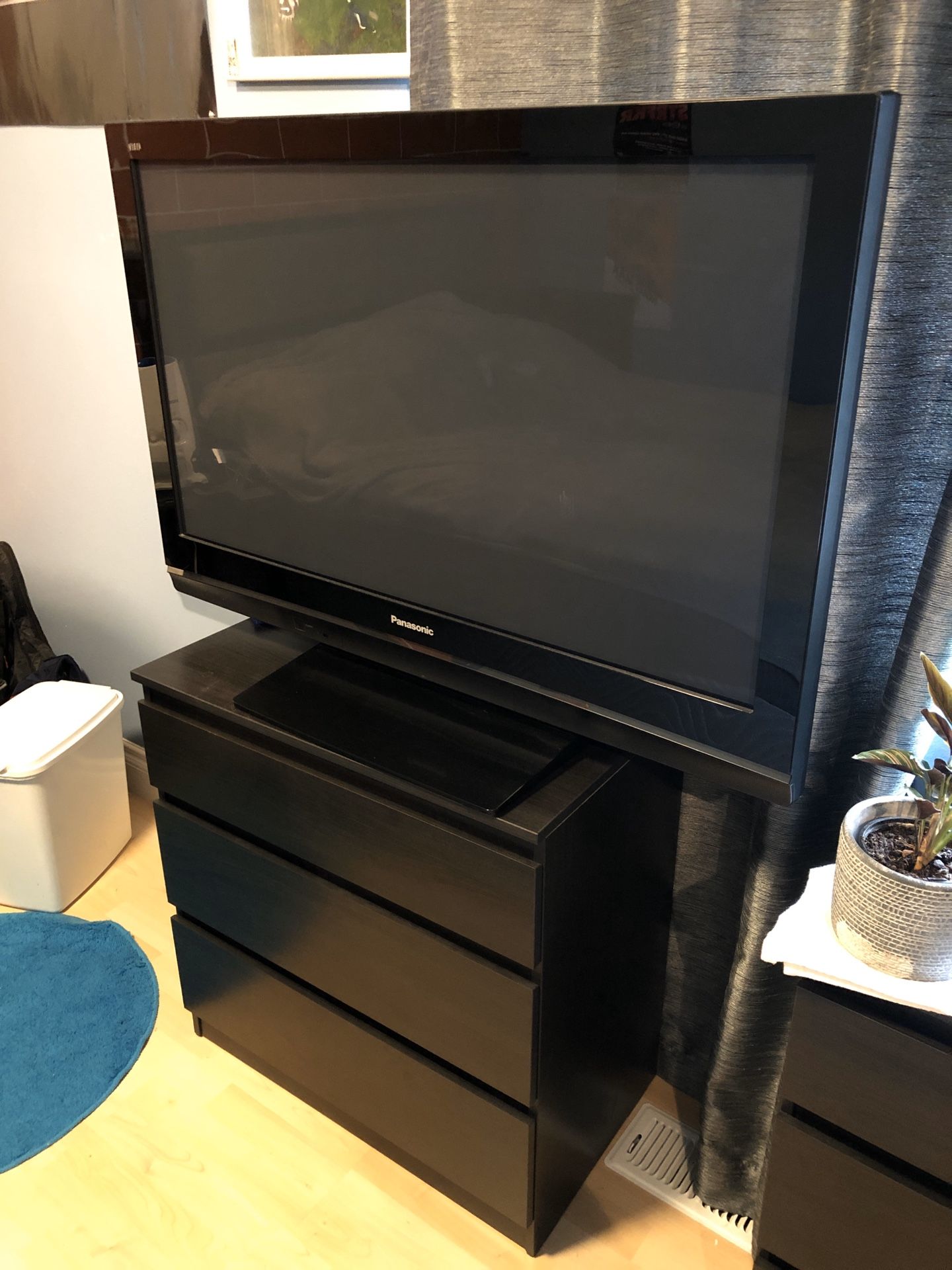 Panasonic 42 inch plasma tv
