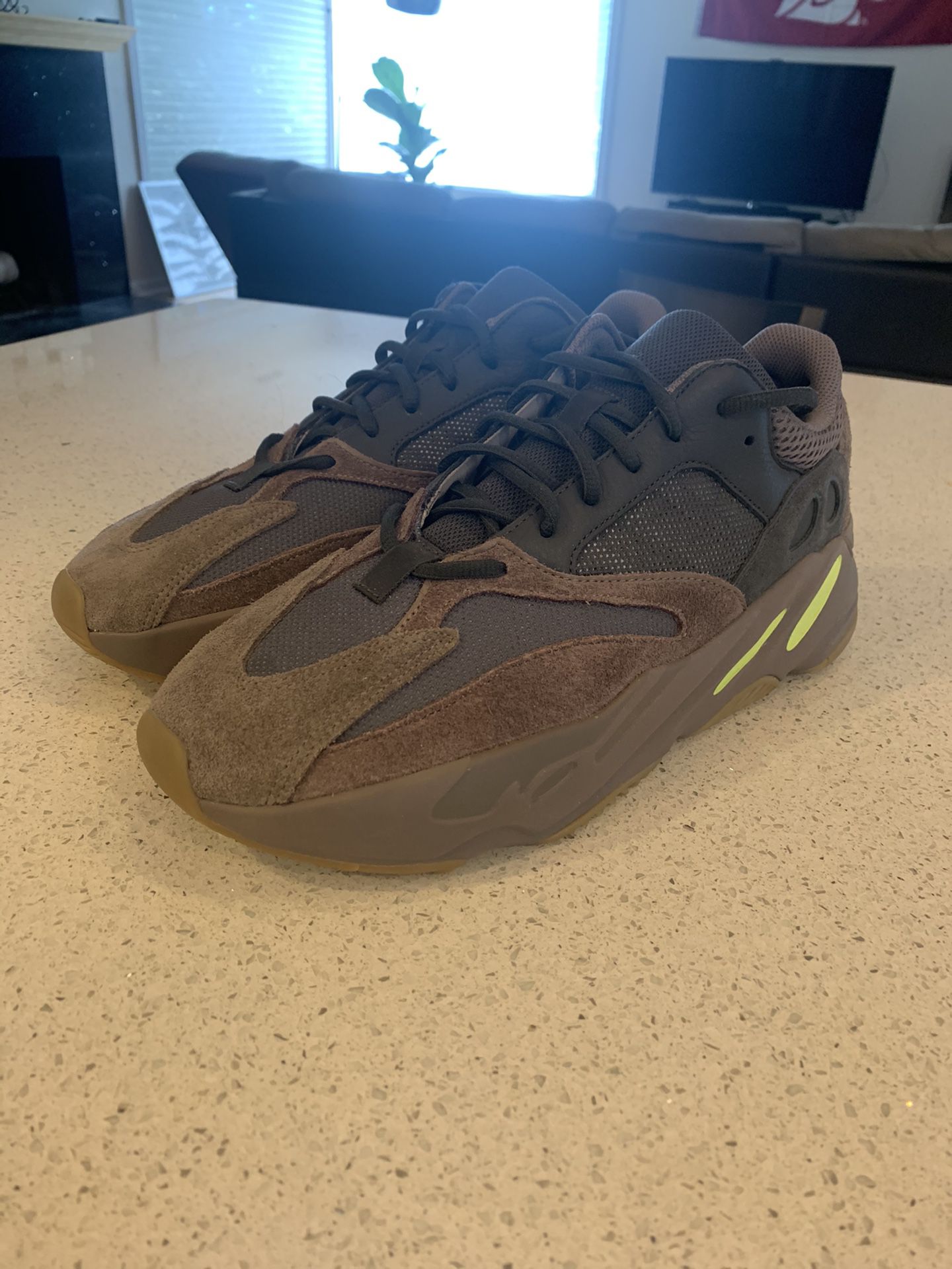 Yeezy boost 700 muave