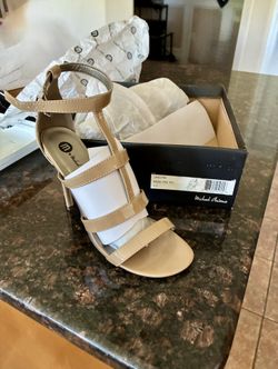 Michael Antonio Size 8.5 Nude Heel