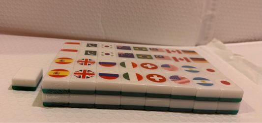 65-Pcs 30mm Portable Plastic Mahjong Tiles Set with Flag Print Sticker, Fun Push & Match Game - Flag Style