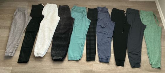 Bundle of 10 pairs of women's joggers sweatpants