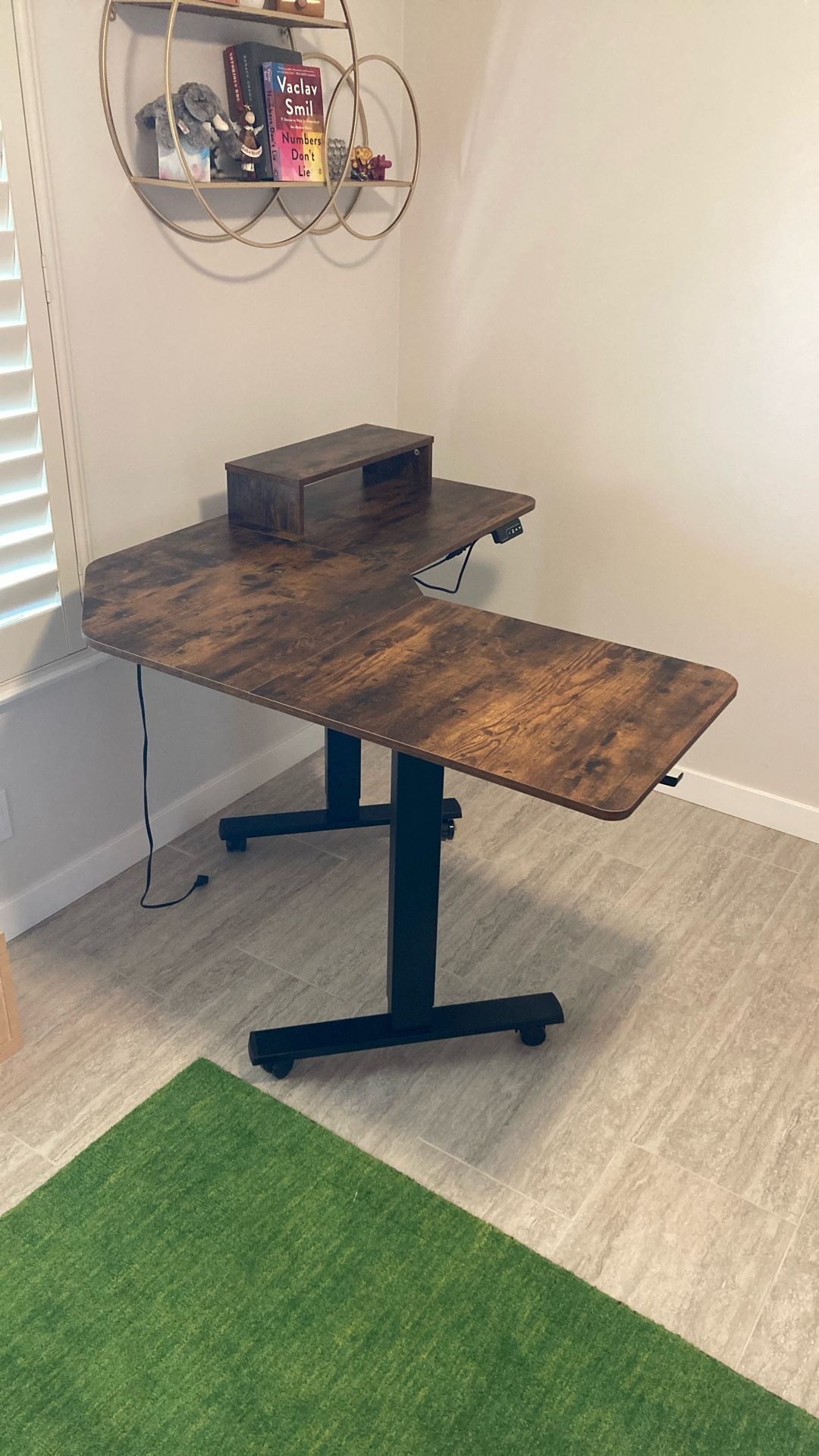 Desk Adjustable Height 