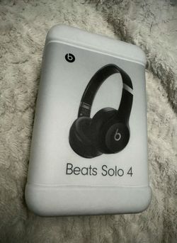 Black beats solo 4
