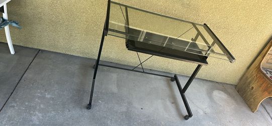 Glass Top Computer Desk, Metal Frame Location, Reedley