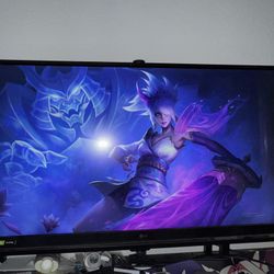 LG Ultragear 32 Inch Monitor