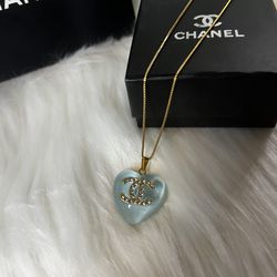 💎Luxury Brand Designer Blue Stone with Gold Lettering Heart Pendant Necklace💎