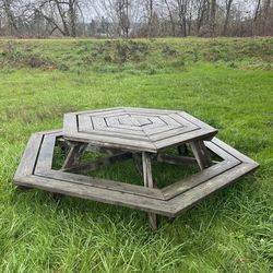 Hexagon picnic table