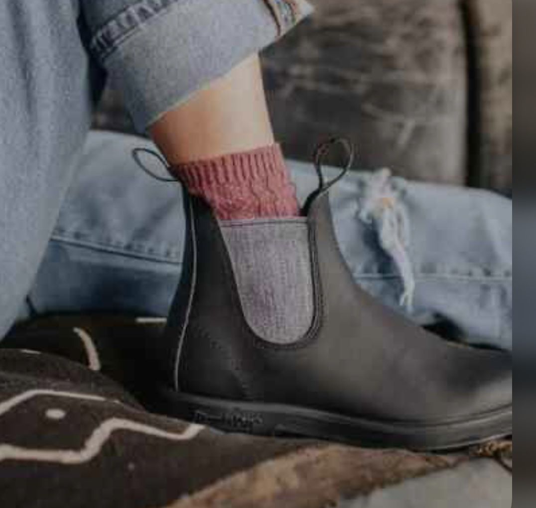 Blundstone 1914 Originals Chelsea Boots NWOT