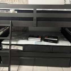 Bunk Bed With Mattress 