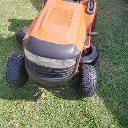 42" riding lawnmower runs good ready to cut