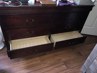 Wooded Drawer With Mirror