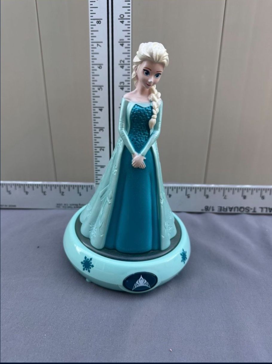 Elsa Night Light
